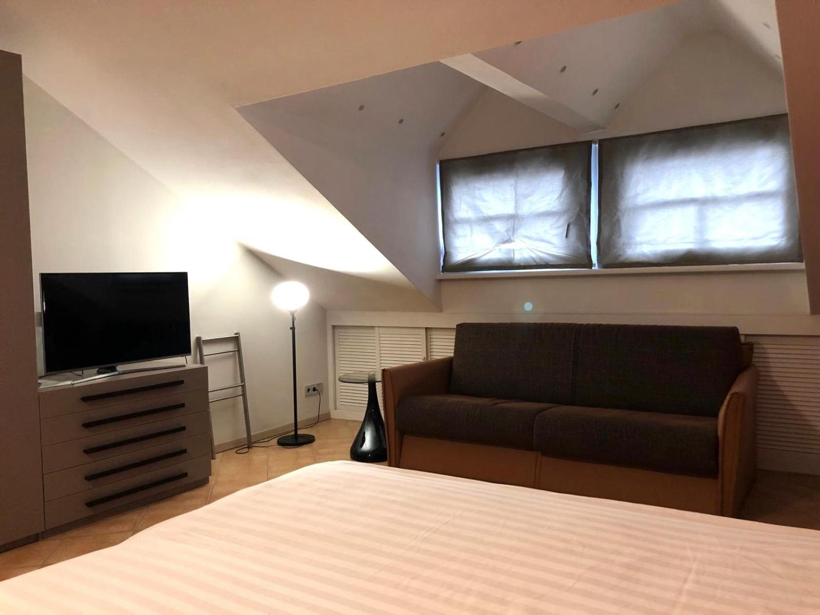 Appart-Hotel Gwendy Bour Eksteriør billede