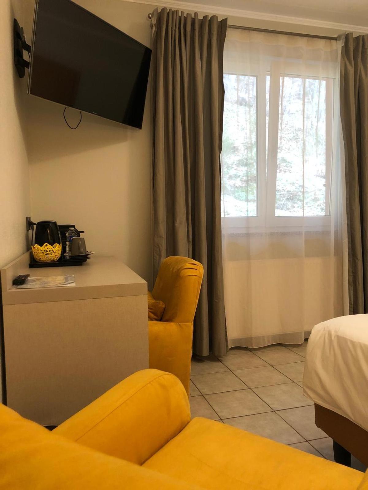 Appart-Hotel Gwendy Bour Eksteriør billede