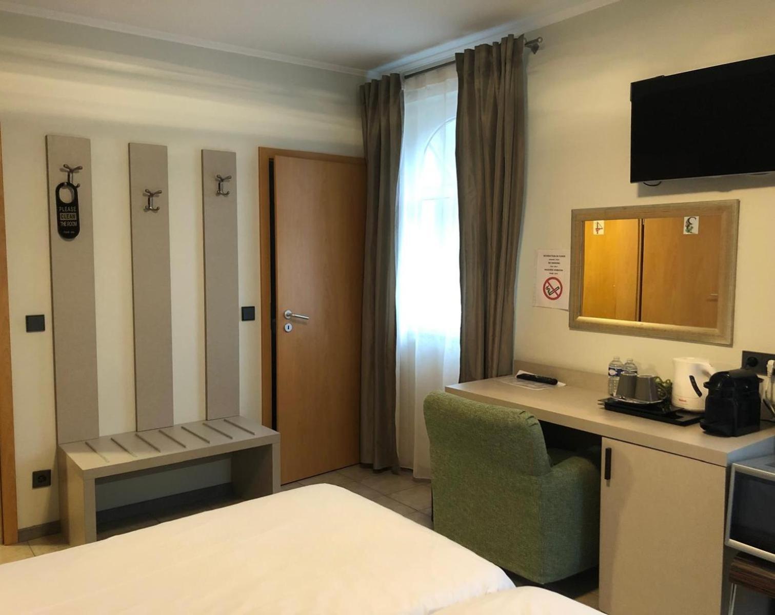 Appart-Hotel Gwendy Bour Eksteriør billede